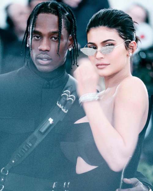 Kylie Jenner y Travis Scott se encuentran en la dulce espera