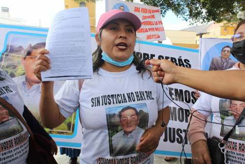 Familiares protestaron por dirigente fallecido en Cahuac