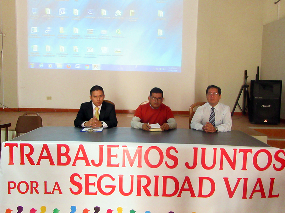 Crean mesa de diálogo de ordenamiento de transportes en Huánuco