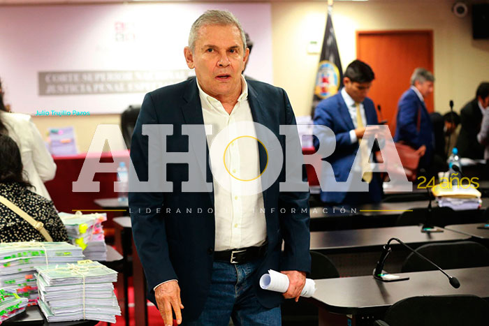 Dos años de prisión preventiva para Luis Castañeda Lossio