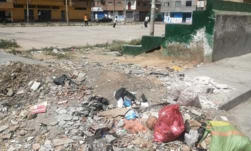 Cancha deportiva de Amarilis luce en total abandono