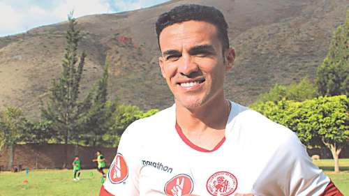 Gianfranco Espinoza: “Me estoy preparando como gerente deportivo para llevar a León a Primera”