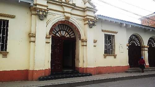 Exhiben valiosas piezas históricas en honor al Señor de Burgos