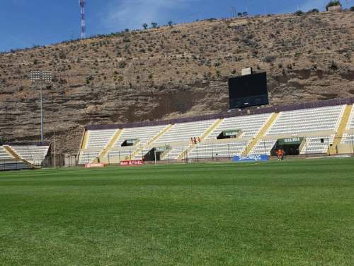 Mañana llega comisión de estadios