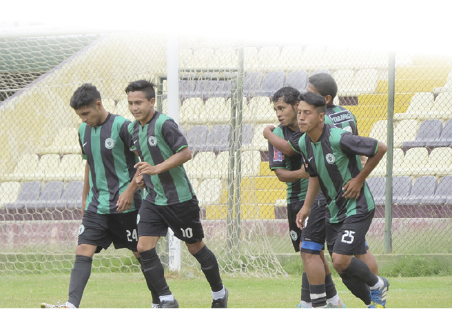 Tarapacá juega con Ticlacayán