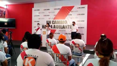 Neuhaus, Cecilia Tait e Inés Melchor se integran a equipo de Keiko Fujimori