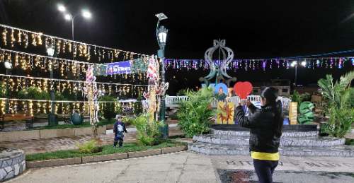 Navidad en Amarilis: Acondicionan parques y plazas