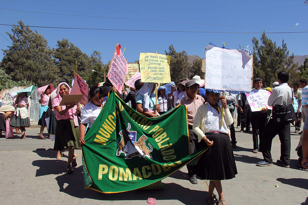 Cientos de alumnos en Pomacucho estudian en casas alquiladas