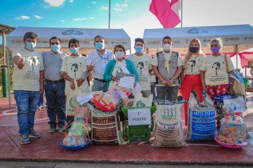 Mujeres emprendedoras de Huánuco ganan concurso de café especial