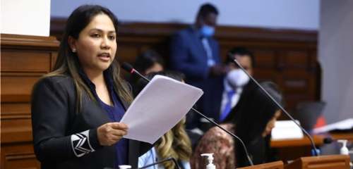 Denuncian constitucionalmente a congresista Heidy Juárez por cobrar cupos a sus trabajadores