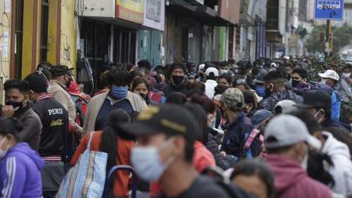 COVID-19 deja 36 499 muertes y 979 111 contagios en el Perú