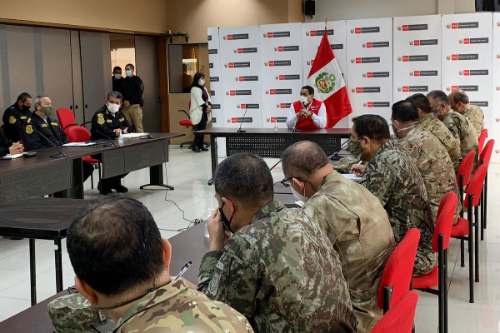 Policía y Fuerzas Armadas coordinan acciones para hacer cumplir normas ante el COVID-19