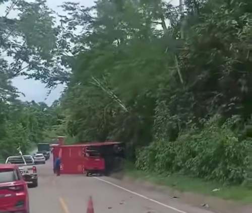 Accidente de vehículo de Shalom en San Alejandro provoca demoras en el envío de encomiendas