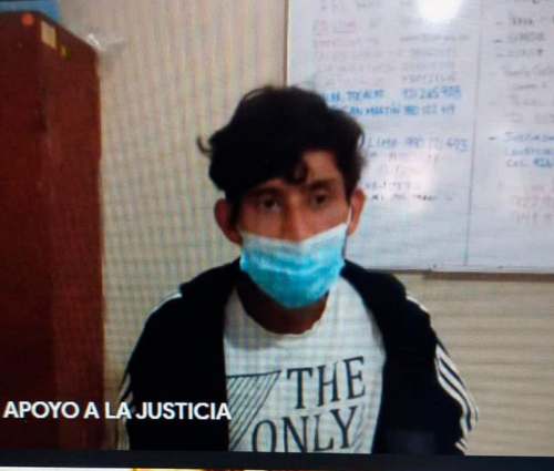 Cárcel para individuo acusado de robar a dos adolescentes