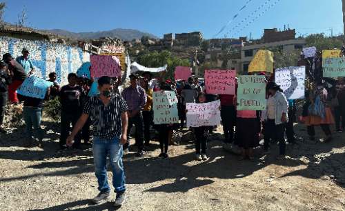 Pobladores del A.H. Vía Crucis denuncian que los quieren desalojar injustamente