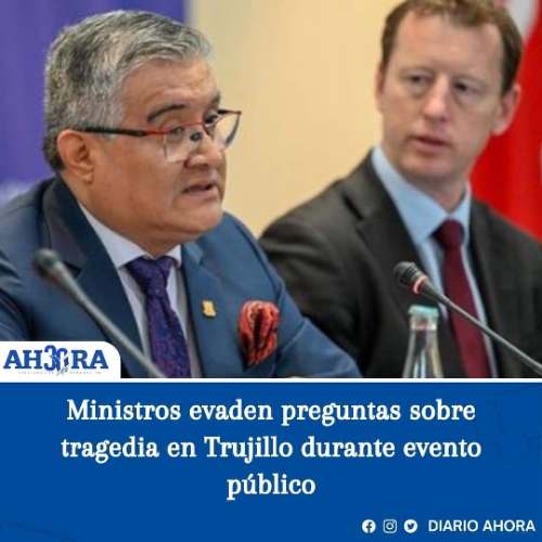 Ministros evaden preguntas sobre tragedia en Trujillo durante evento público