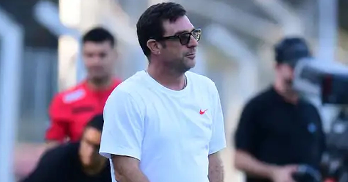 Navarro sentenció futuro de Guede tras eliminación copera