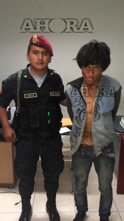 Roba S/ 27 mil de ferretería y los reparte a mototaxistas