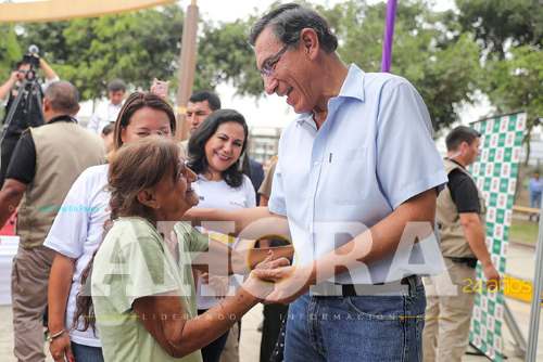Vizcarra: Día de la Mujer es fecha de reflexión