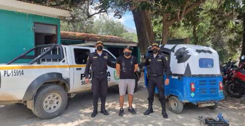 Cae sujeto con mototaxi de joven asesinado