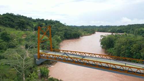 Inician construcción del puente más largo en la región Pasco
