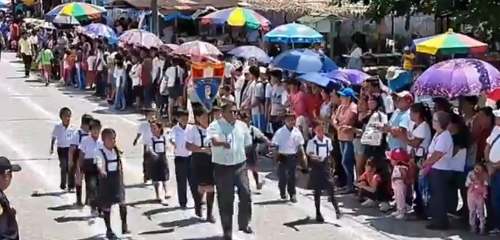 Huamalíes: C.P. Cachicoto celebró 58 años fundación con desfile cívico-escolar