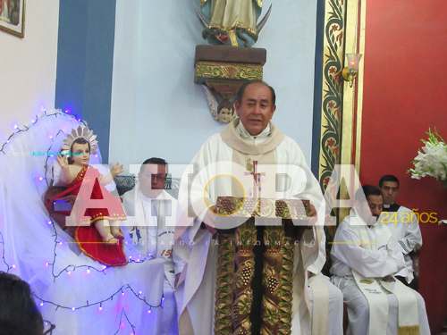 El padre Oswaldo cumple 38 años como sacerdote