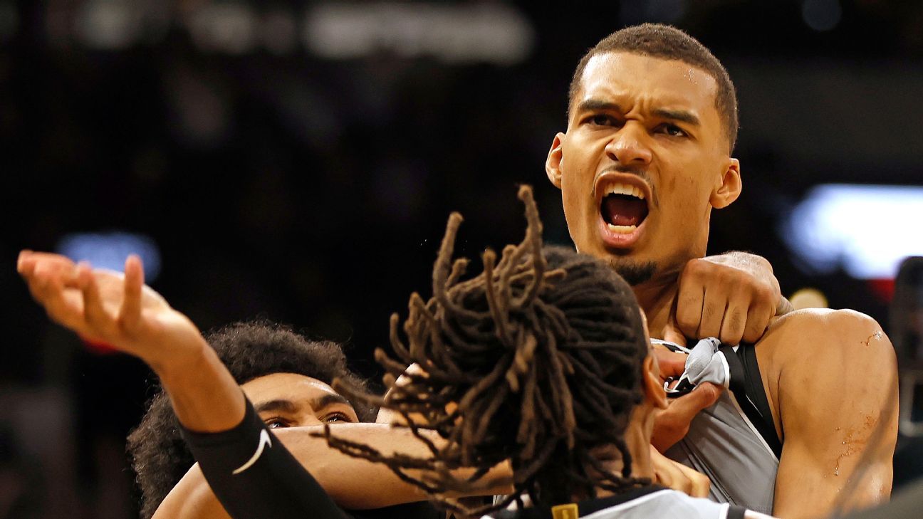 Wemby sentencia y mete a los Spurs en los playoffs