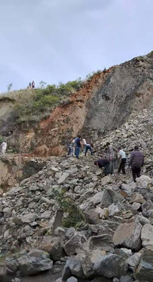 Huacaybamba sin alimentos. combustible y medicamentos tras permanecer dos semanas aislada por huaicos  