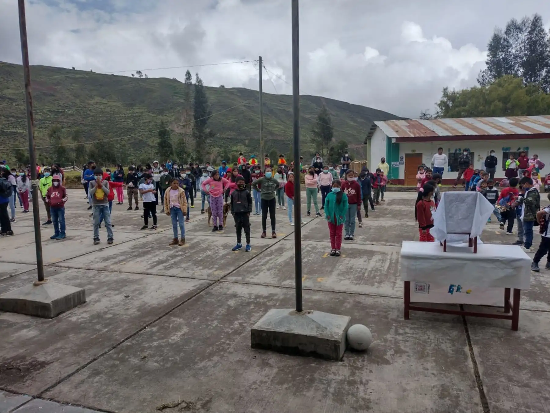 Huánuco: Año escolar 2026 iniciará el 16 de marzo pese a que más de 200 colegios continúan en emergencia
