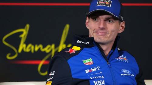 Max entrena F1 con Mario Kart y desea quedarse