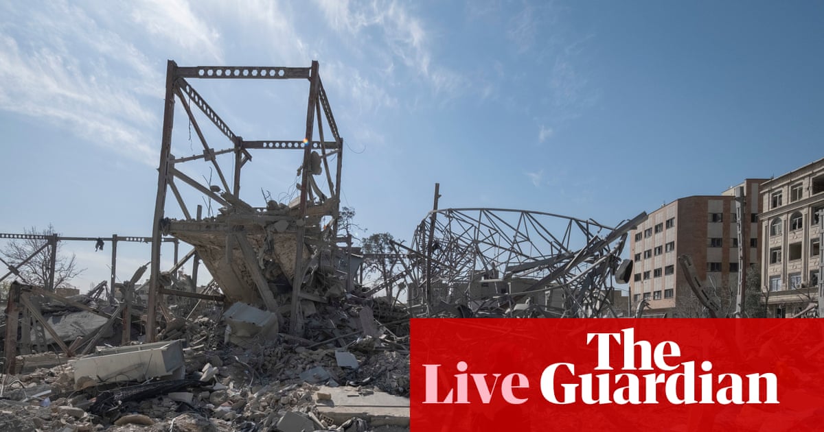 Israel bombardea Teherán; Irán ataca grupos kurdos en Irak