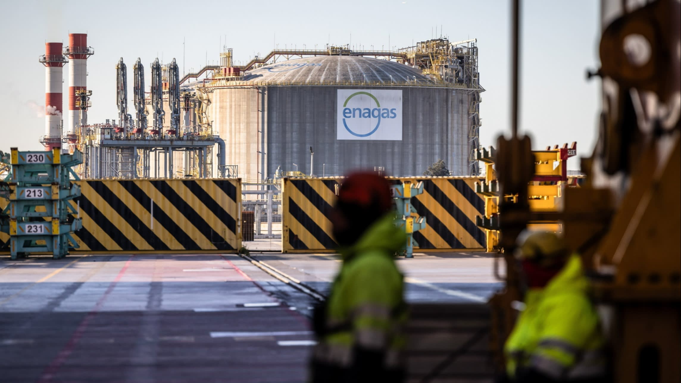 Europa urge a bajar reservas de gas por guerra en Irán