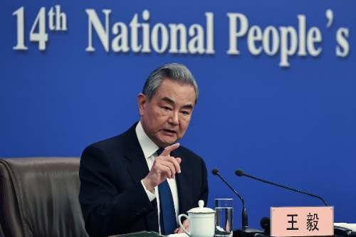China: Ataques Irán no debieron ocurrir ni benefician a nadie