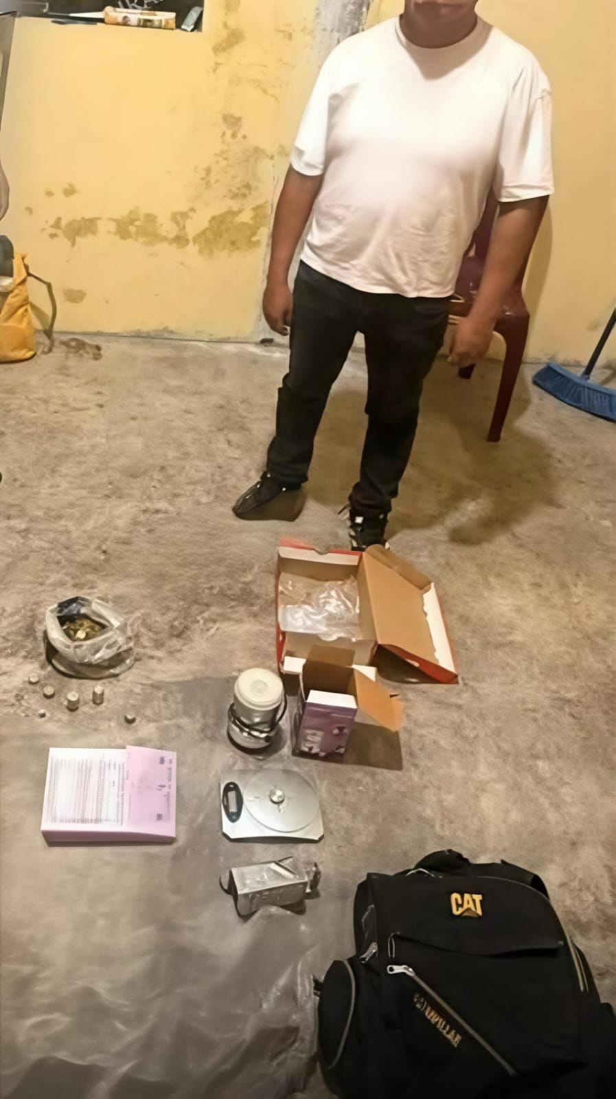 Golpe al microtráfico: capturan a presunto distribuidor y descubren punto de acopio de droga en Leoncio Prado