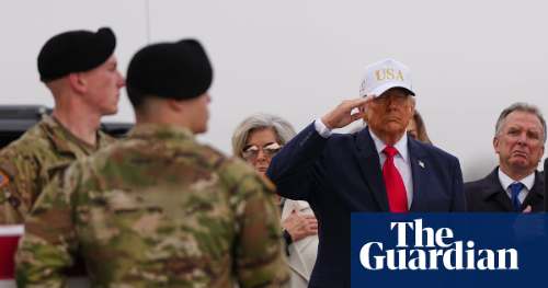 Fox News reusa video antiguo de Trump por saludo polémico