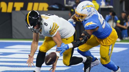 El estelar Khalil Mack regresa a Chargers por un año