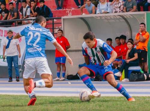 Evza tropieza con el colero y complica sus aspiraciones
