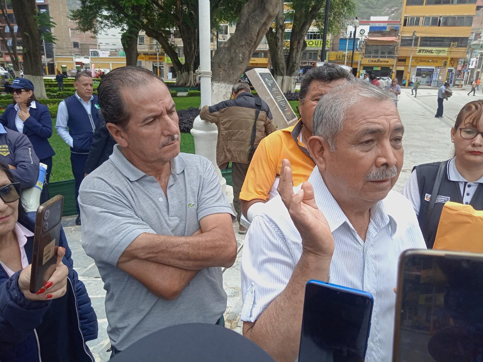 Voceros de la familia Figueroa declaran en la plaza de armas de Huanuco
