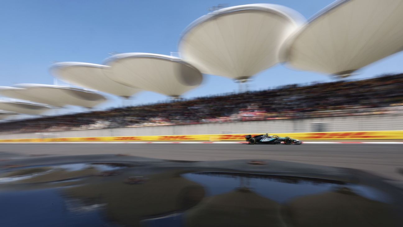 Russell lidera entrenamientos en China con doblete Mercedes