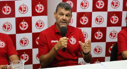 Juan Aurich golpeado: Roverano se va tras un mes por sanción FIFA