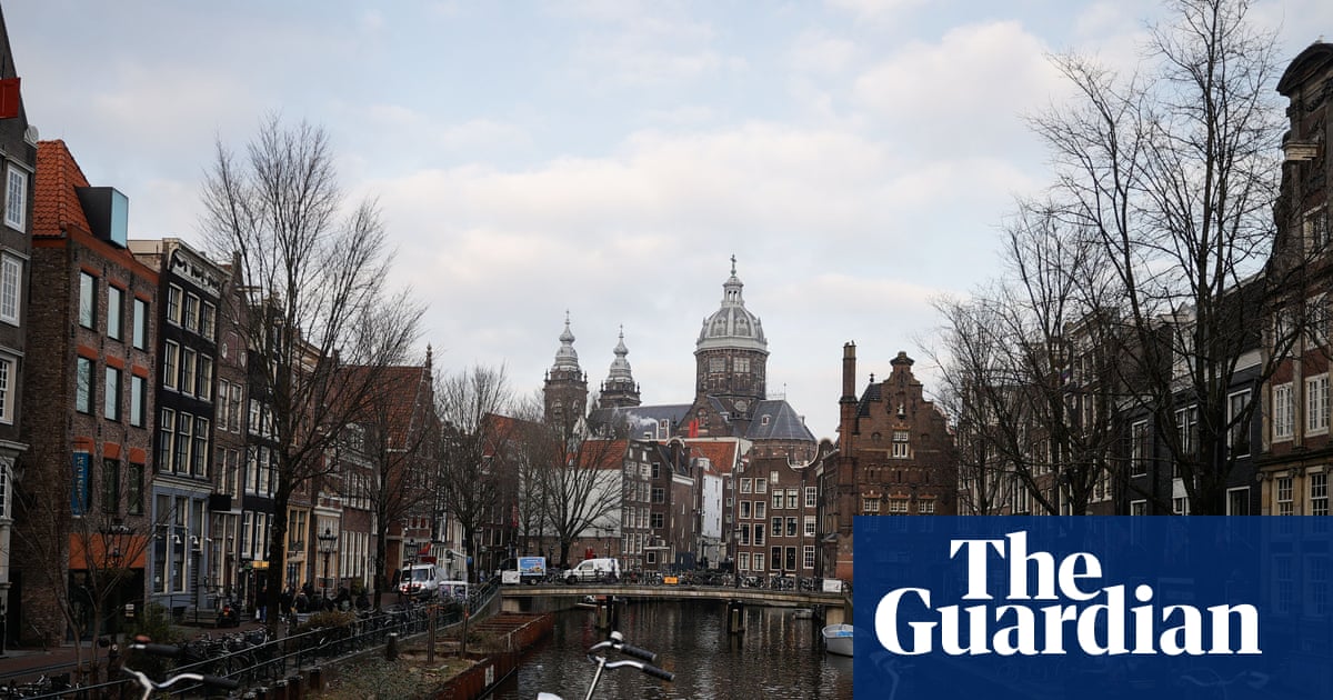 Ataque deliberado en Ámsterdam: explosión golpea escuela judía