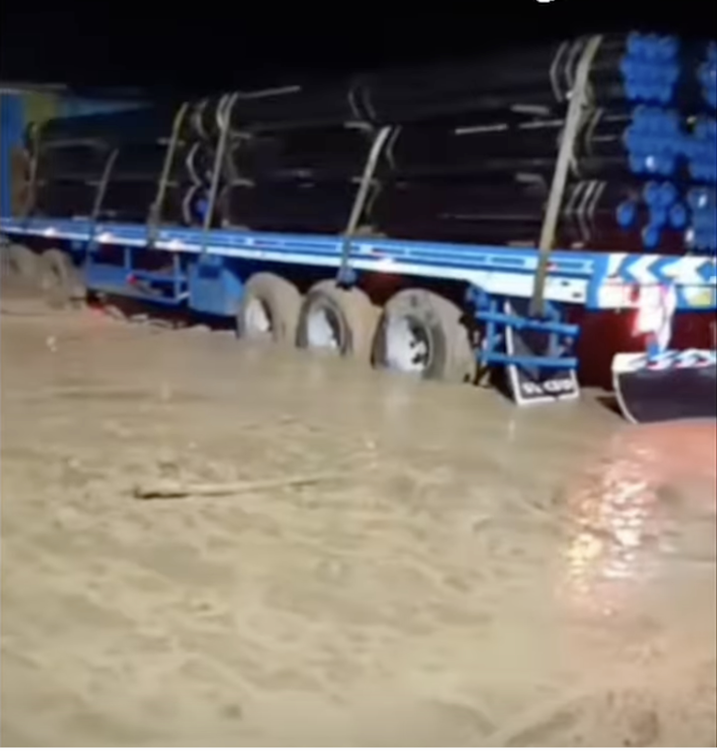 Deslizamiento bloquea la carretera central en San Rafael tras intensas lluvias en Huánuco
