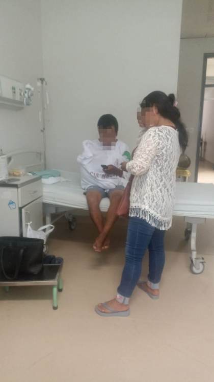 Obrero herido queda sin operación y vecinos exigen atención urgente en Tingo María