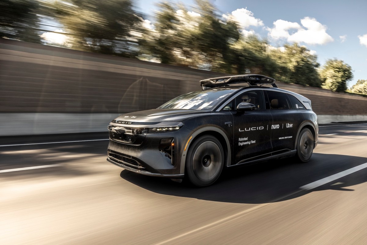 Uber y Nuro prueban robotaxis de lujo en San Francisco