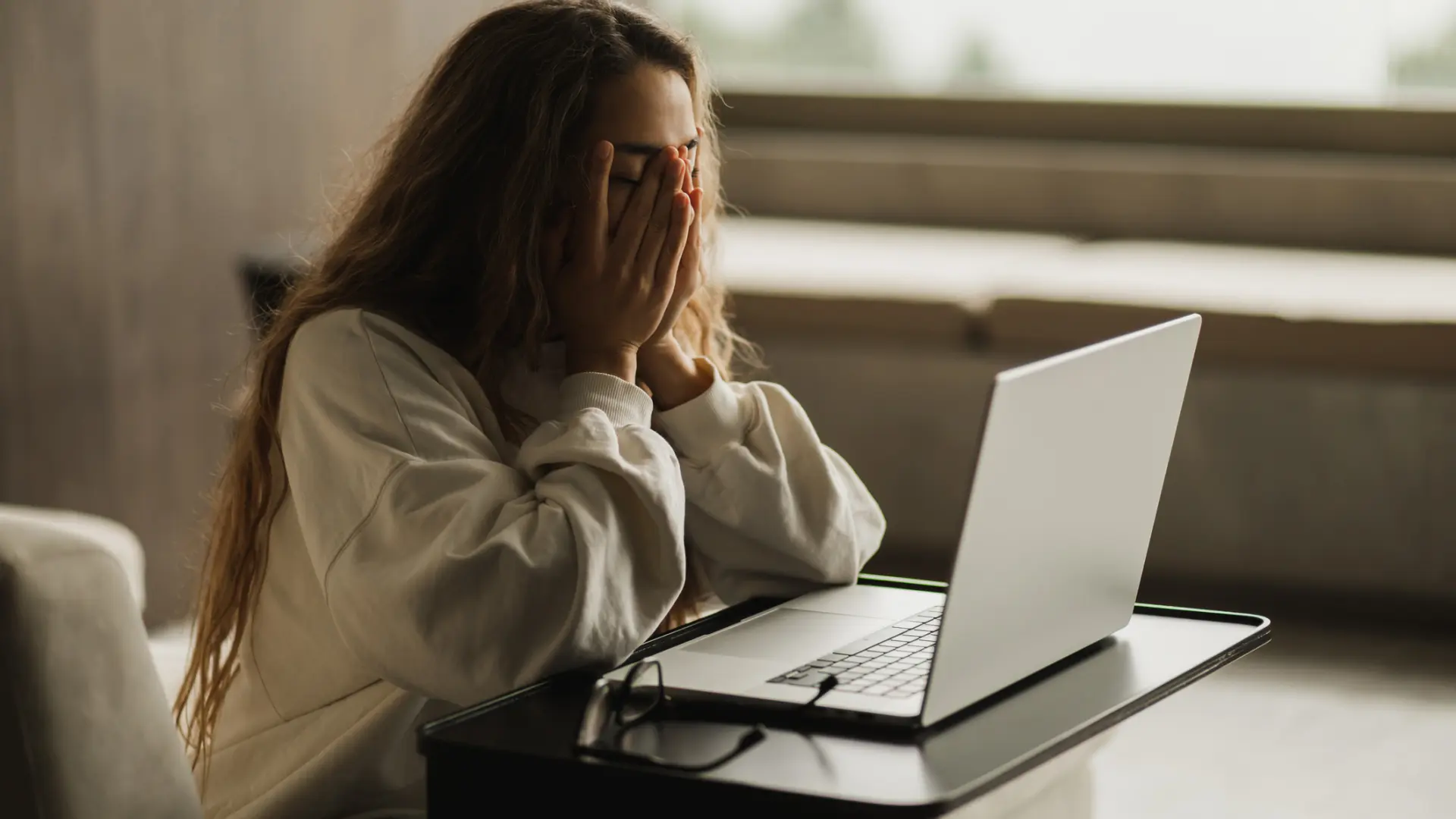 Dr. Mora: Si el estrés aparece, ¡para o pide ayuda ya!