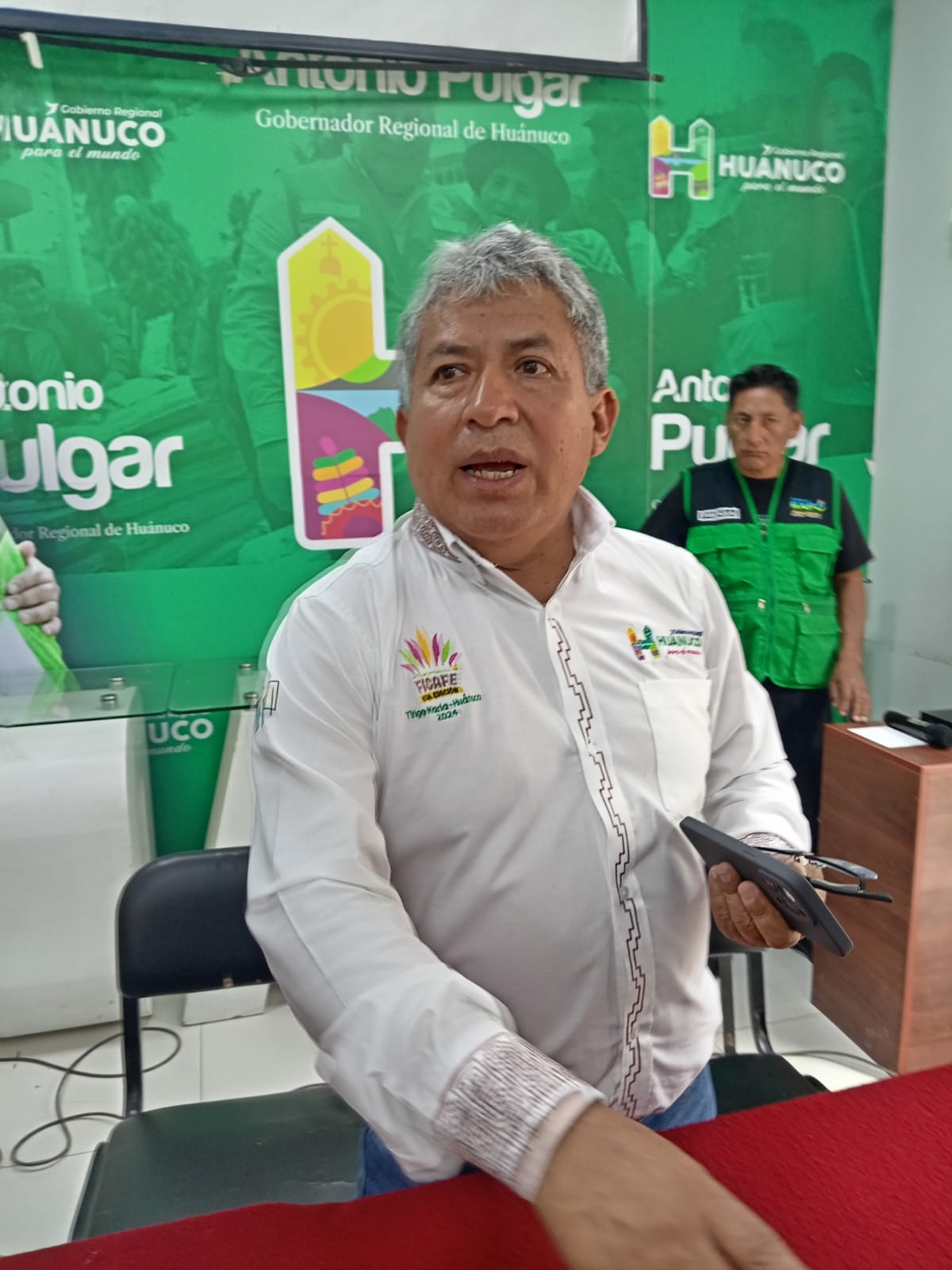 Pulgar eleva el tono tras las elecciones y acusa a postulantes de ser “extorsionadores”