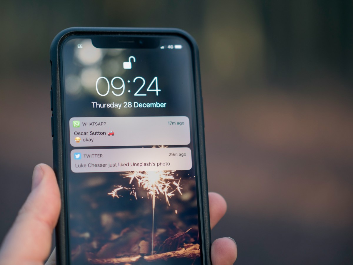 Apple corrige fallo utilizado por la policía para extraer mensajes eliminados de iPhones