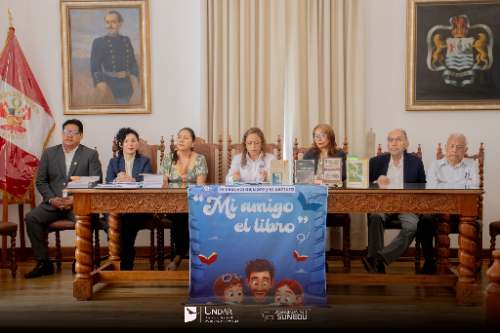 Festival del Libro en Huánuco abre agenda cultural con donación a dos colegios