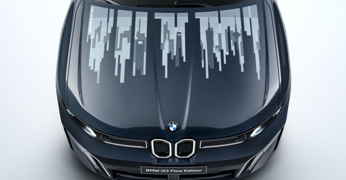 BMW lanza un coche que cambia de color